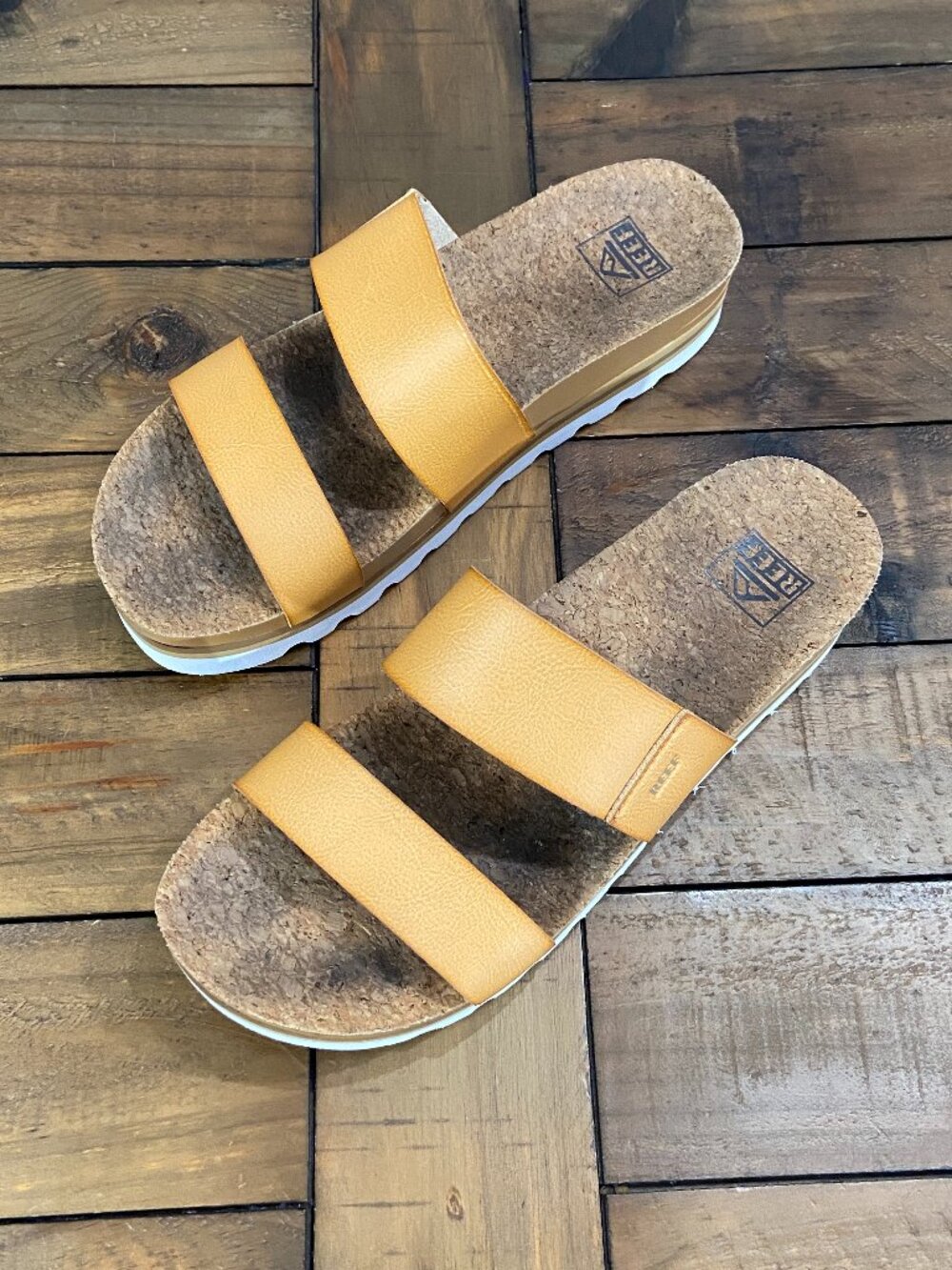 REEF Cushion Vista Hi Platform Sandals Natural Tan 10 - Picture 3 of 7